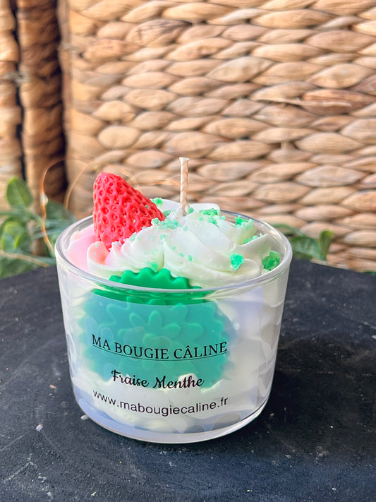 Bougie chantilly parfum FRAISE MENTHE